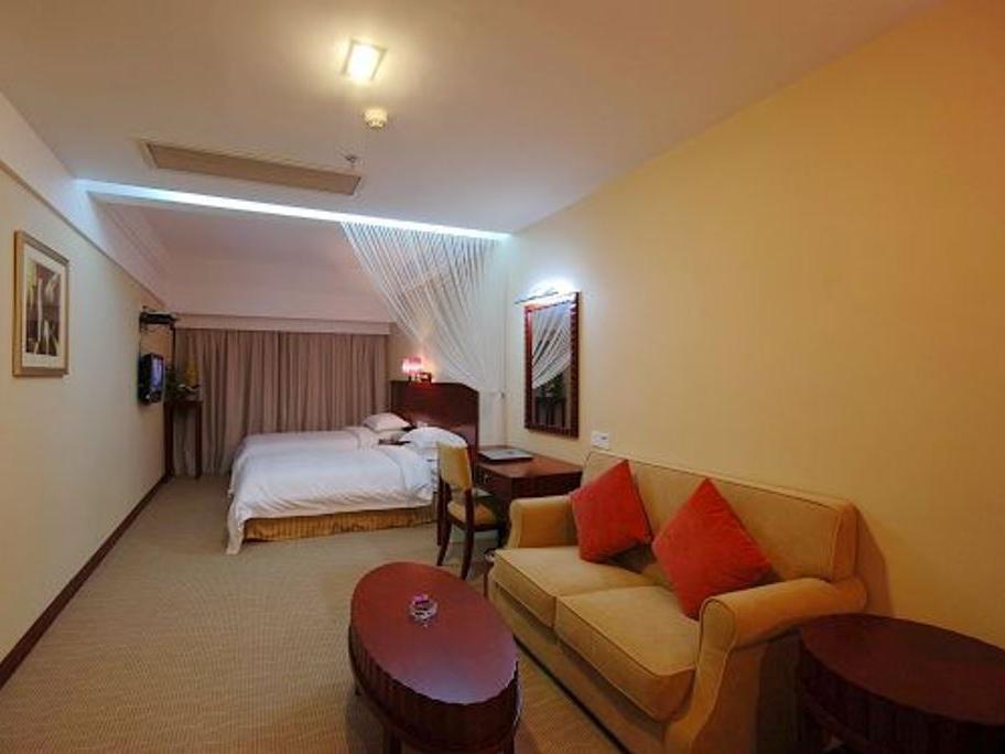 Starway Hotel Silver Zhuhai Dış mekan fotoğraf